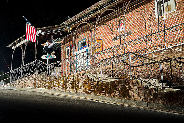 TomAsta.SwFsHeelflip.OverRail2Road.SAC.Palozzolo DZ DZ 750px