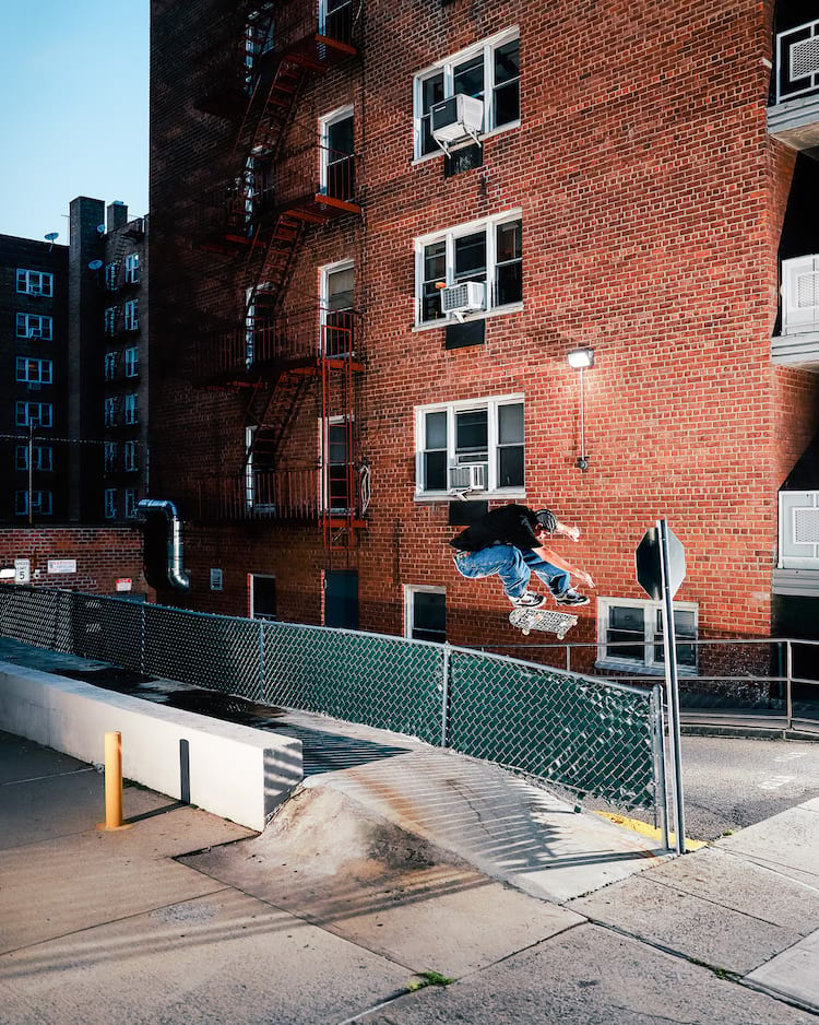 John Shanahan heelflip Queens shotby MikeHeikkila DZ cropped